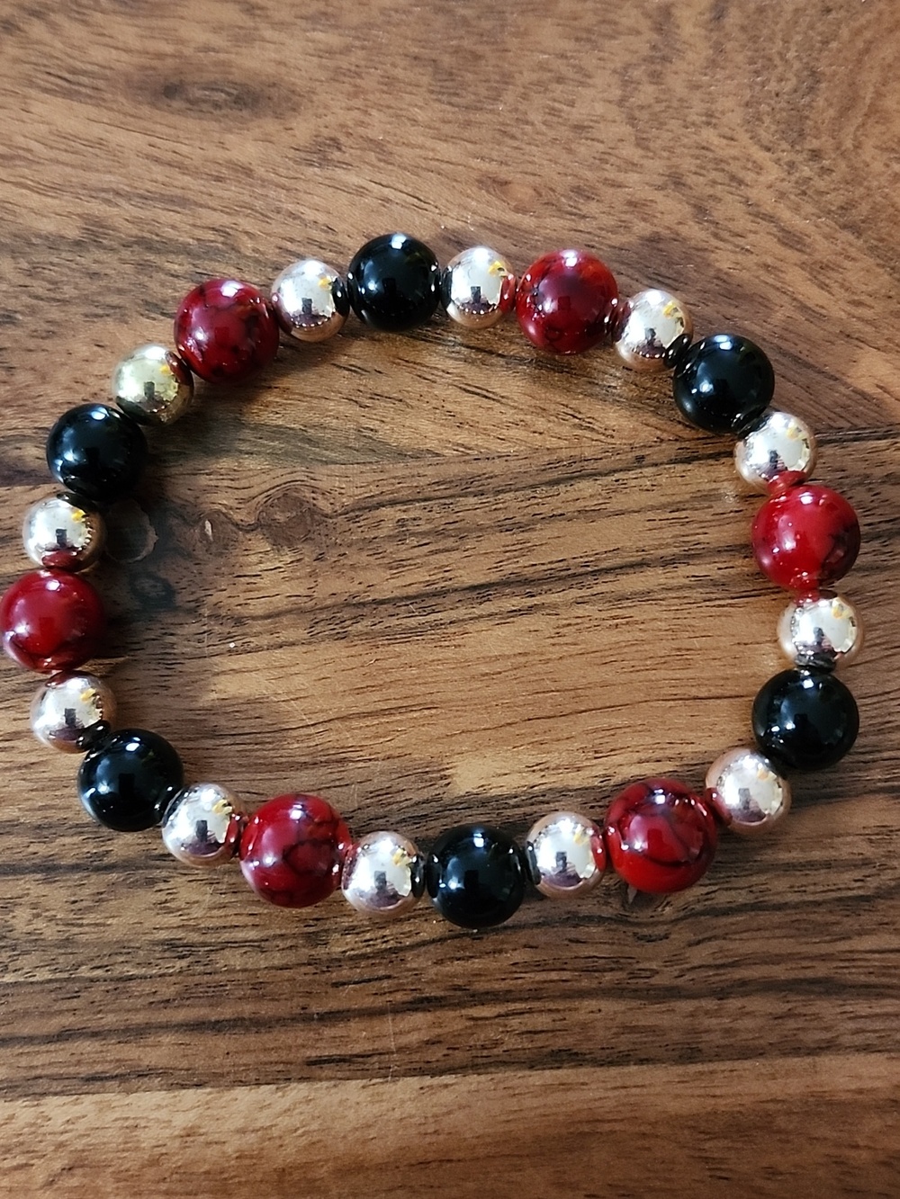 Handmade Red Quartz and Black Beaded Bracelet
